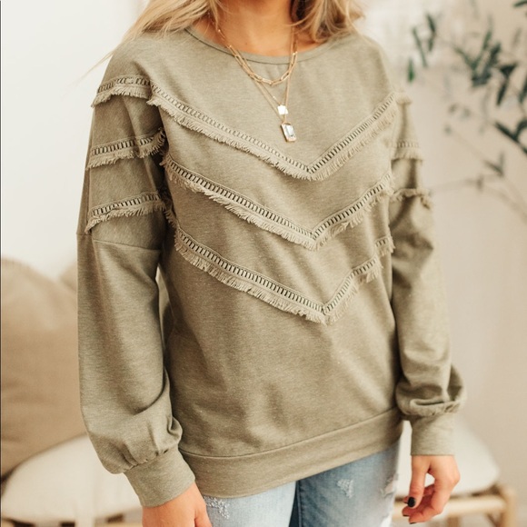 Into the Fringe Top in Olive - Picture 5 of 5